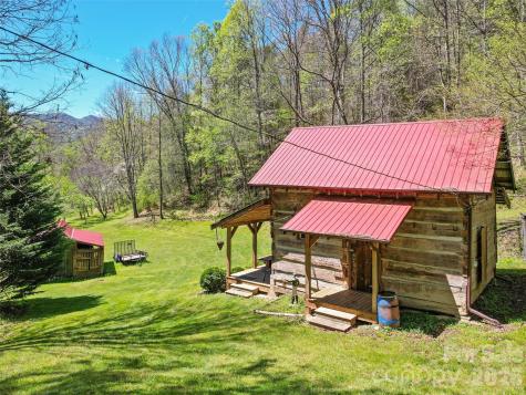 647 Indian Springs Road Clyde NC 28721