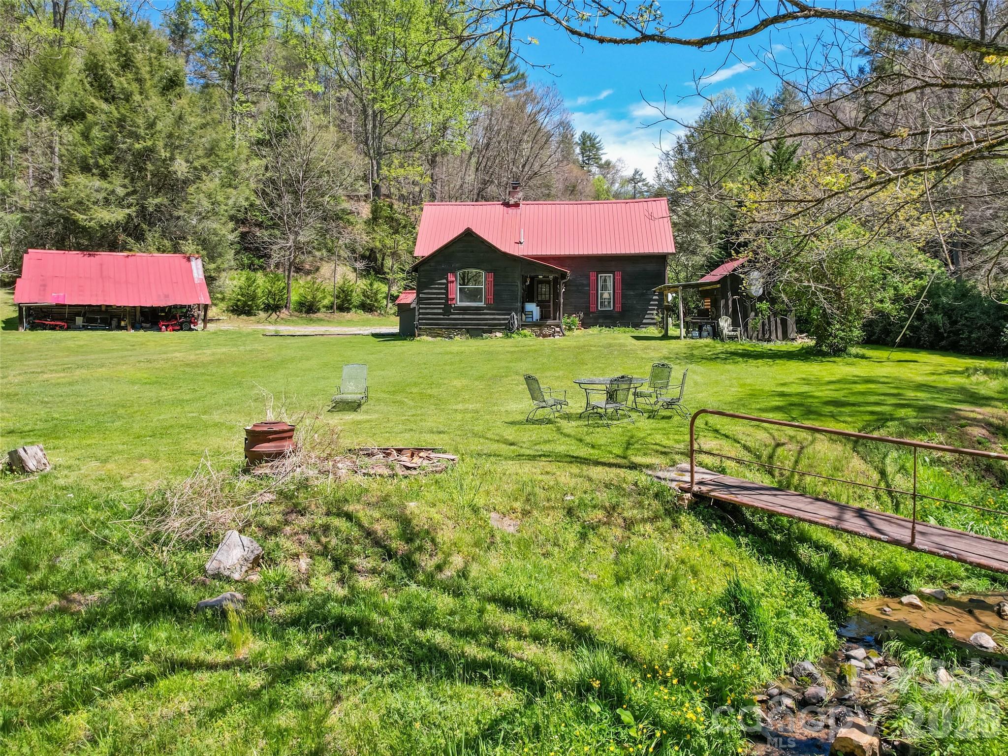 647 Indian Springs Road Clyde NC 28721