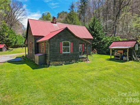 647 Indian Springs Road Clyde NC 28721