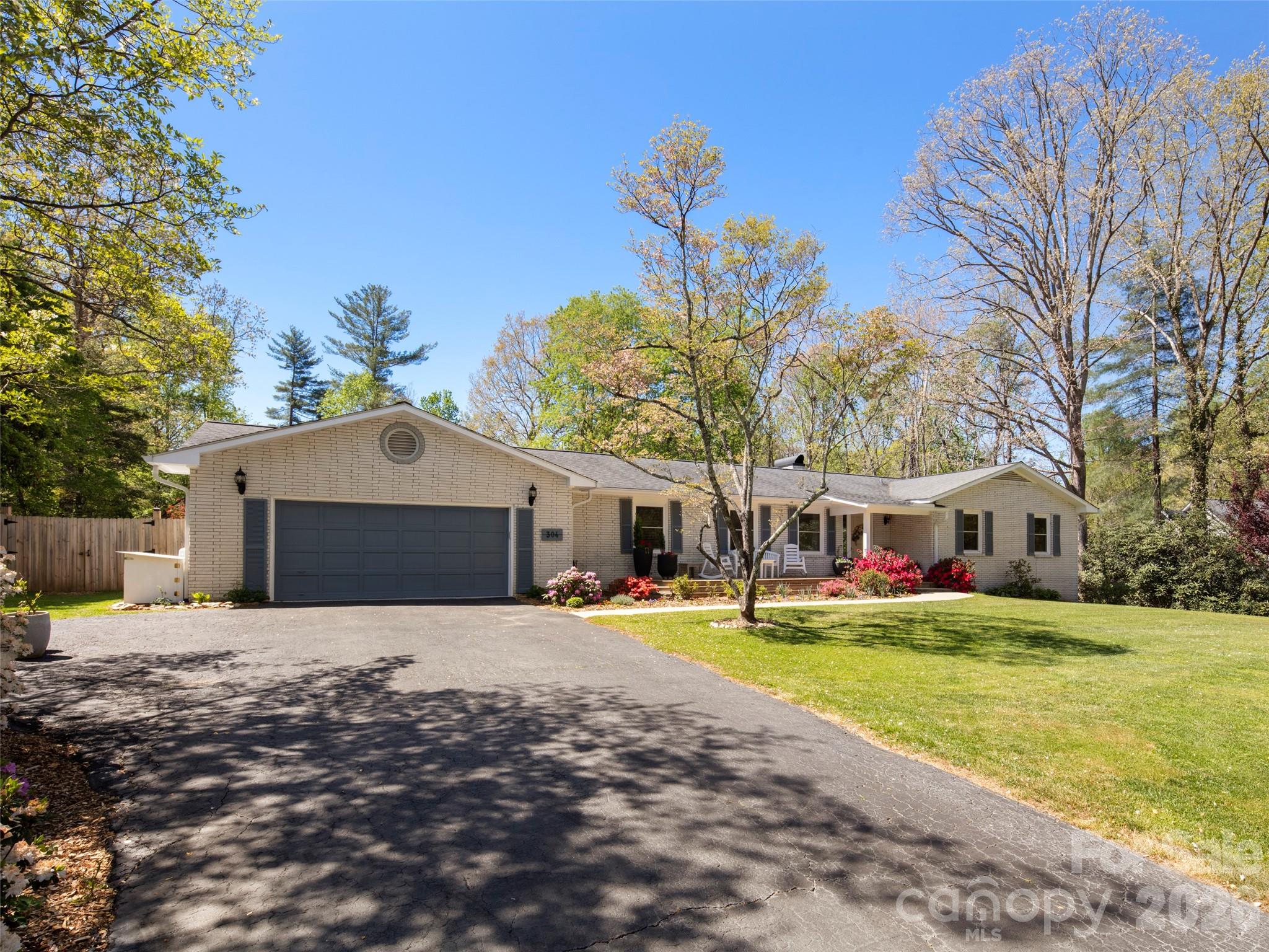 304 Wood Dale Drive Hendersonville NC 28791