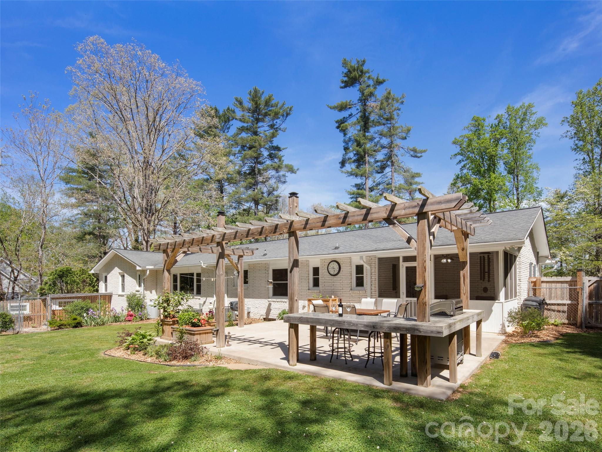 304 Wood Dale Drive Hendersonville NC 28791