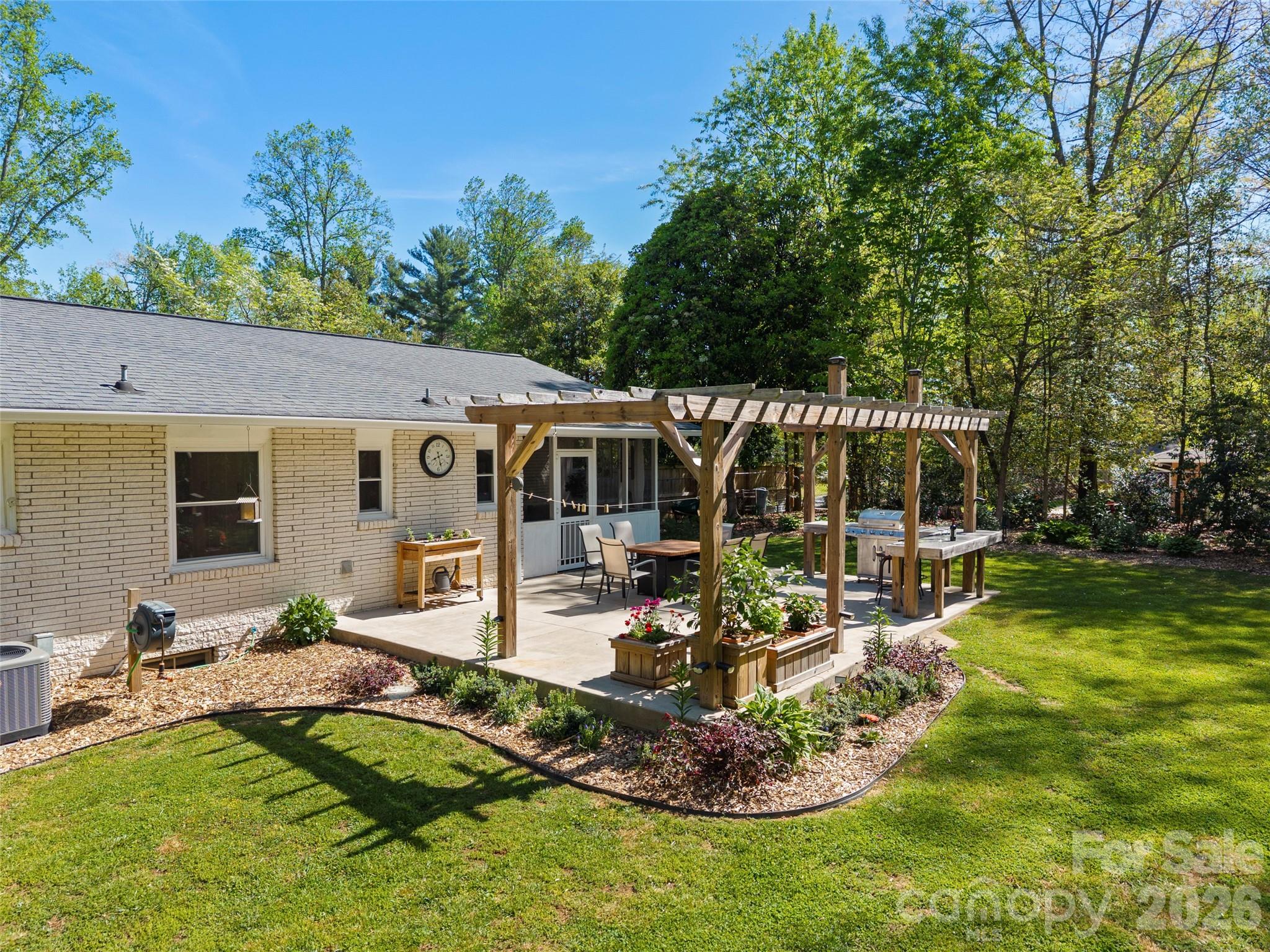 304 Wood Dale Drive Hendersonville NC 28791