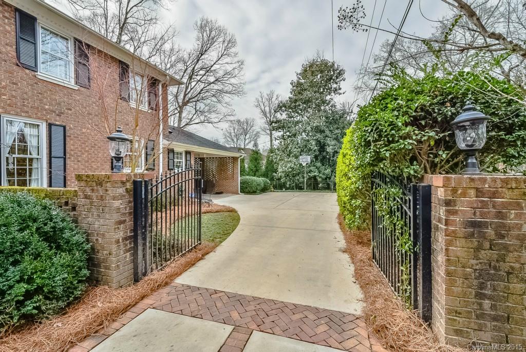 3800 Bonwood Drive Charlotte NC 28211