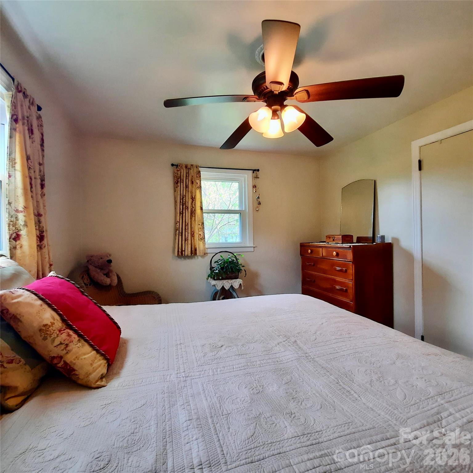604 Substation Street Hendersonville NC 28792