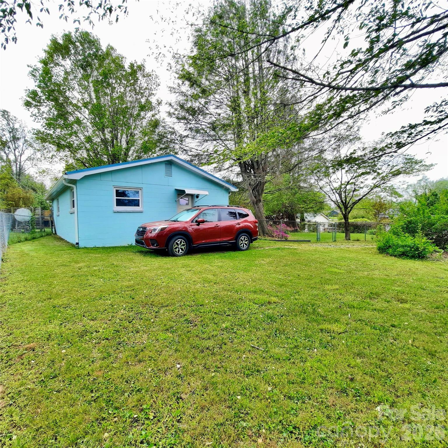 604 Substation Street Hendersonville NC 28792