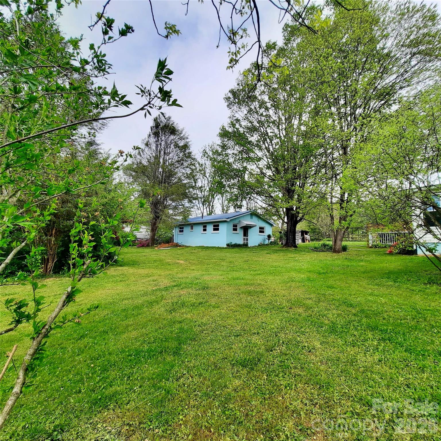 604 Substation Street Hendersonville NC 28792