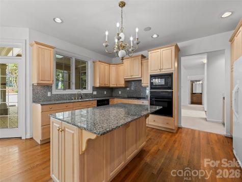 3 Fir Tree Lane Asheville NC 28803