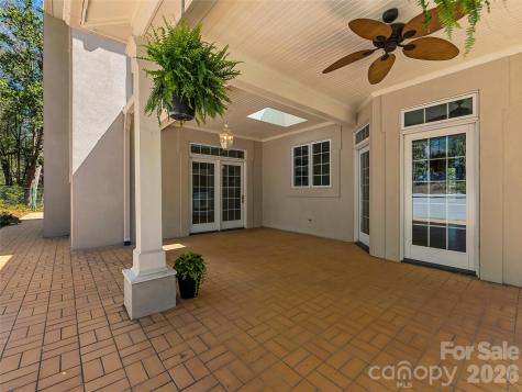 3 Fir Tree Lane Asheville NC 28803