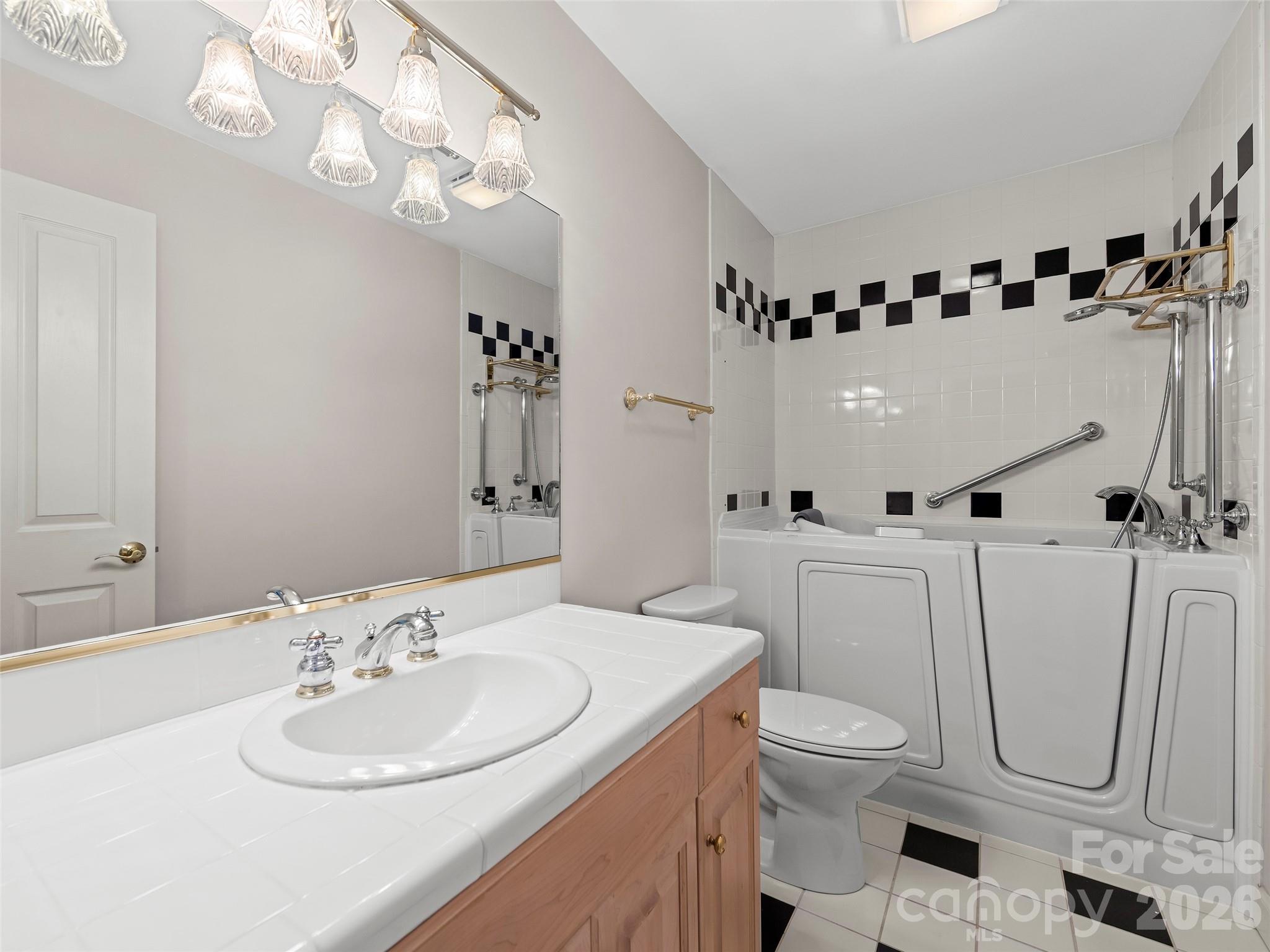 3 Fir Tree Lane Asheville NC 28803
