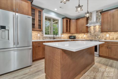 926 Settlers Trail Mars Hill NC 28754