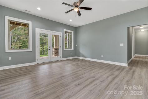 926 Settlers Trail Mars Hill NC 28754