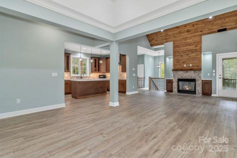 926 Settlers Trail Mars Hill NC 28754