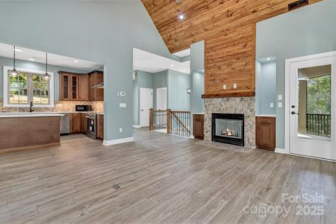 926 Settlers Trail Mars Hill NC 28754