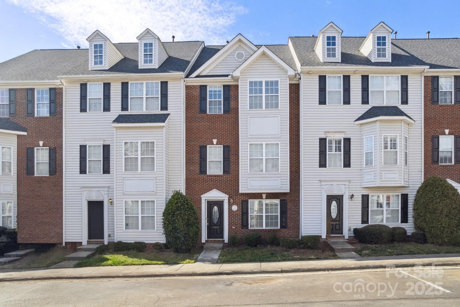 10032 Treeside Lane Matthews NC 28105