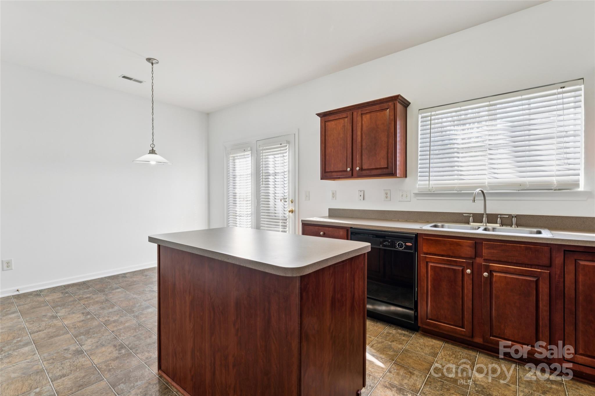 10032 Treeside Lane Matthews NC 28105