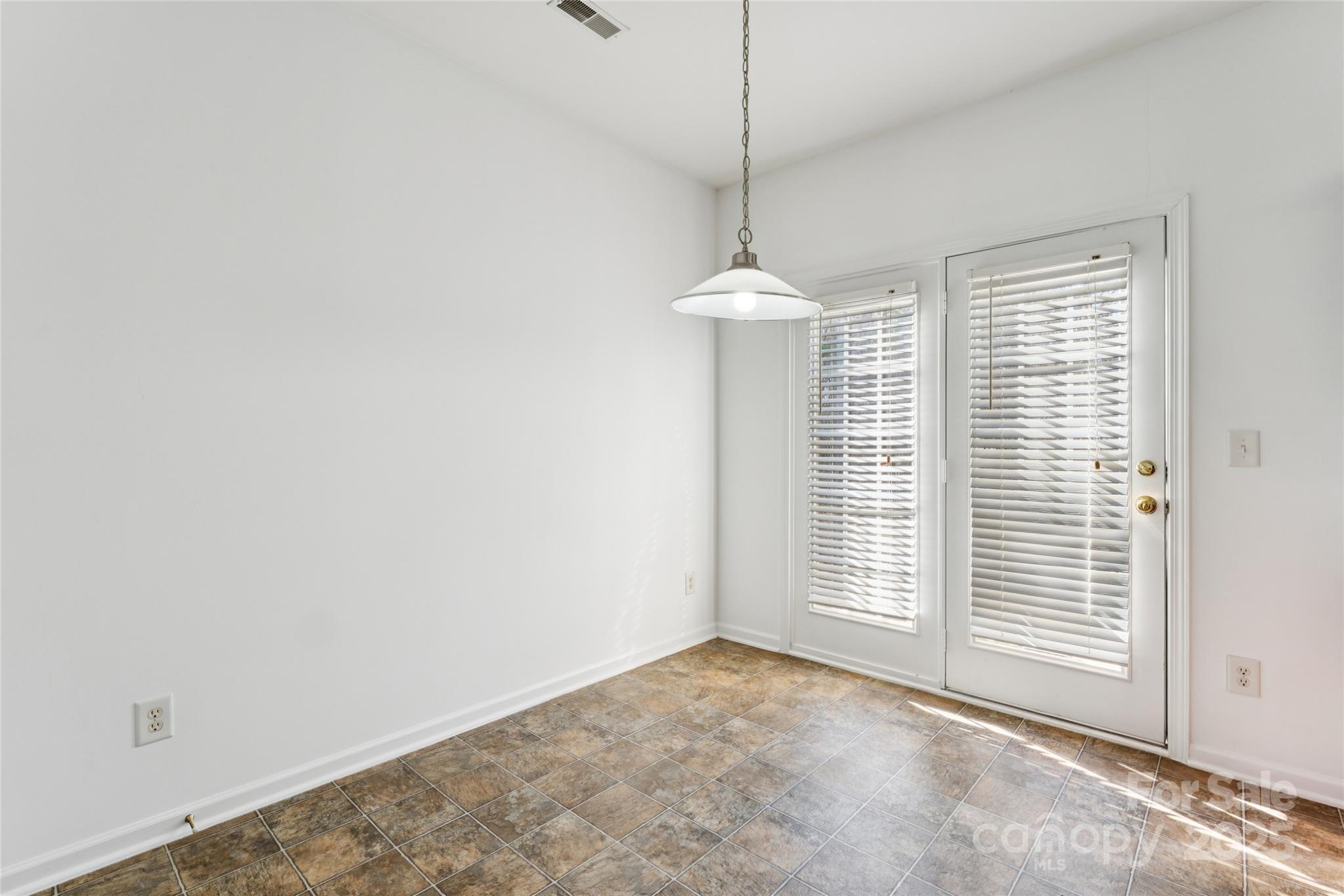 10032 Treeside Lane Matthews NC 28105