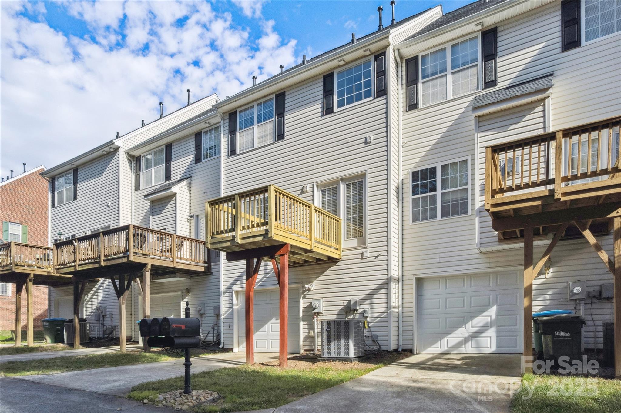 10032 Treeside Lane Matthews NC 28105
