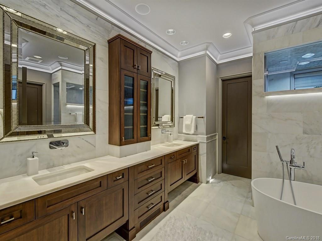 5924 Saint John Lane Charlotte NC 28210