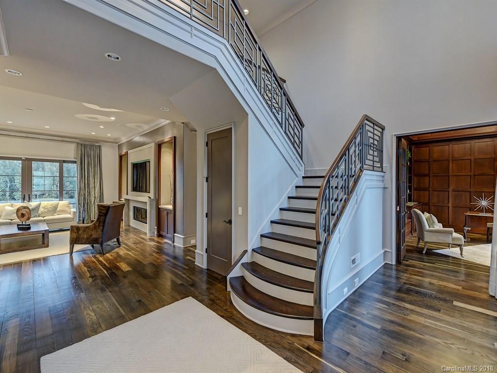 5924 Saint John Lane Charlotte NC 28210