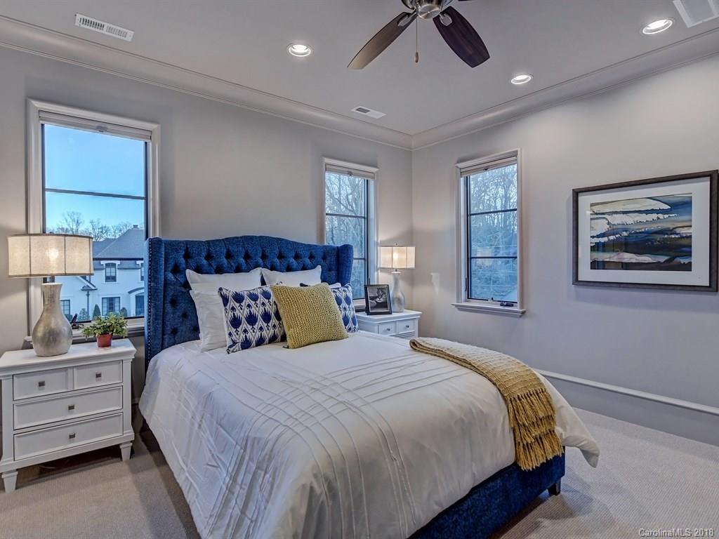5924 Saint John Lane Charlotte NC 28210
