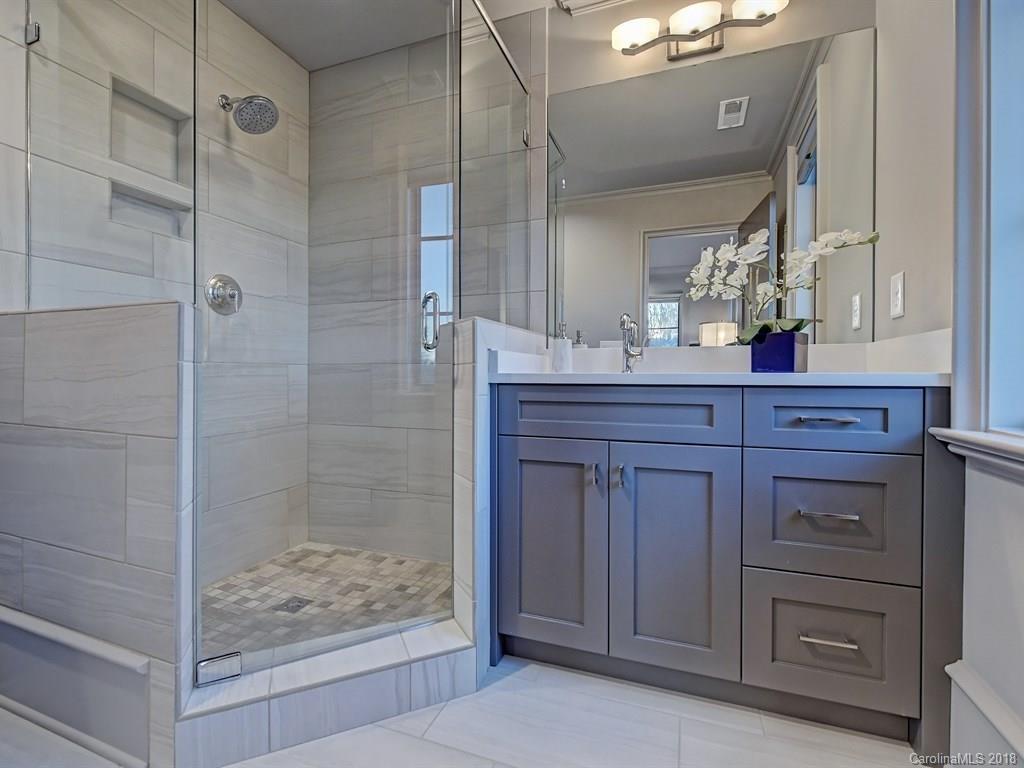5924 Saint John Lane Charlotte NC 28210