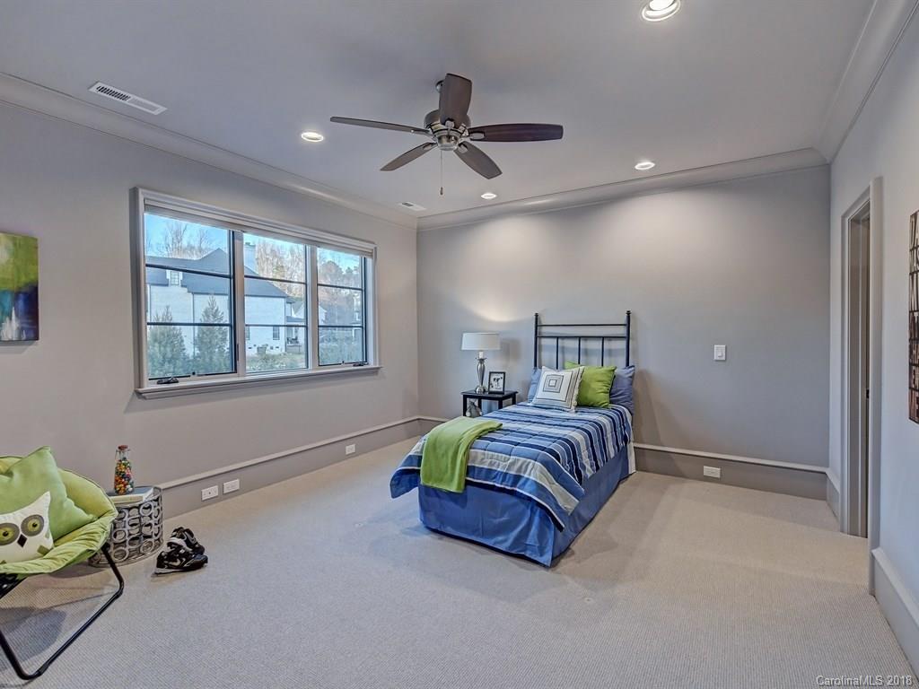 5924 Saint John Lane Charlotte NC 28210