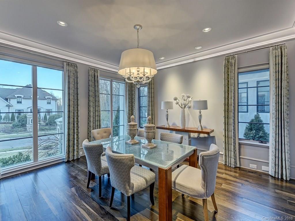 5924 Saint John Lane Charlotte NC 28210