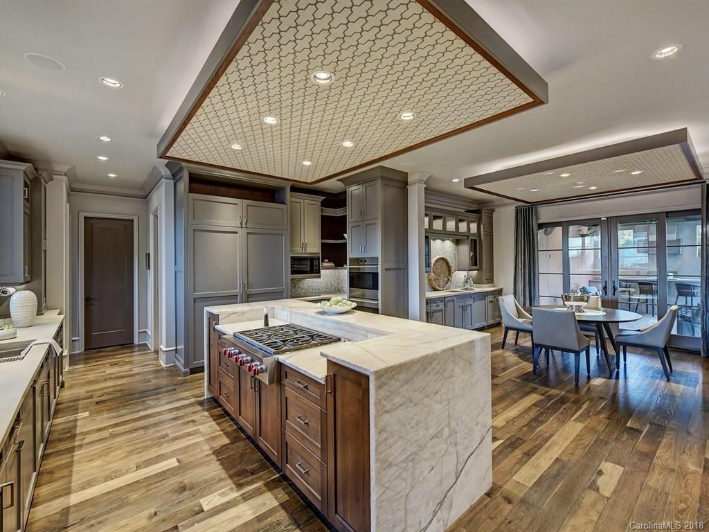 5924 Saint John Lane Charlotte NC 28210