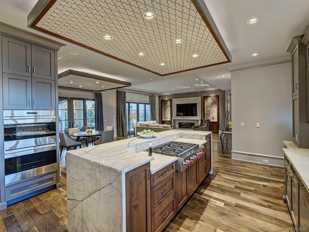 5924 Saint John Lane Charlotte NC 28210