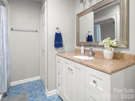 224 Clover Drive Fletcher NC 28732