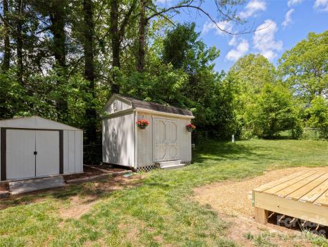 224 Clover Drive Fletcher NC 28732