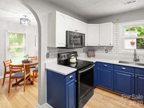 224 Clover Drive Fletcher NC 28732