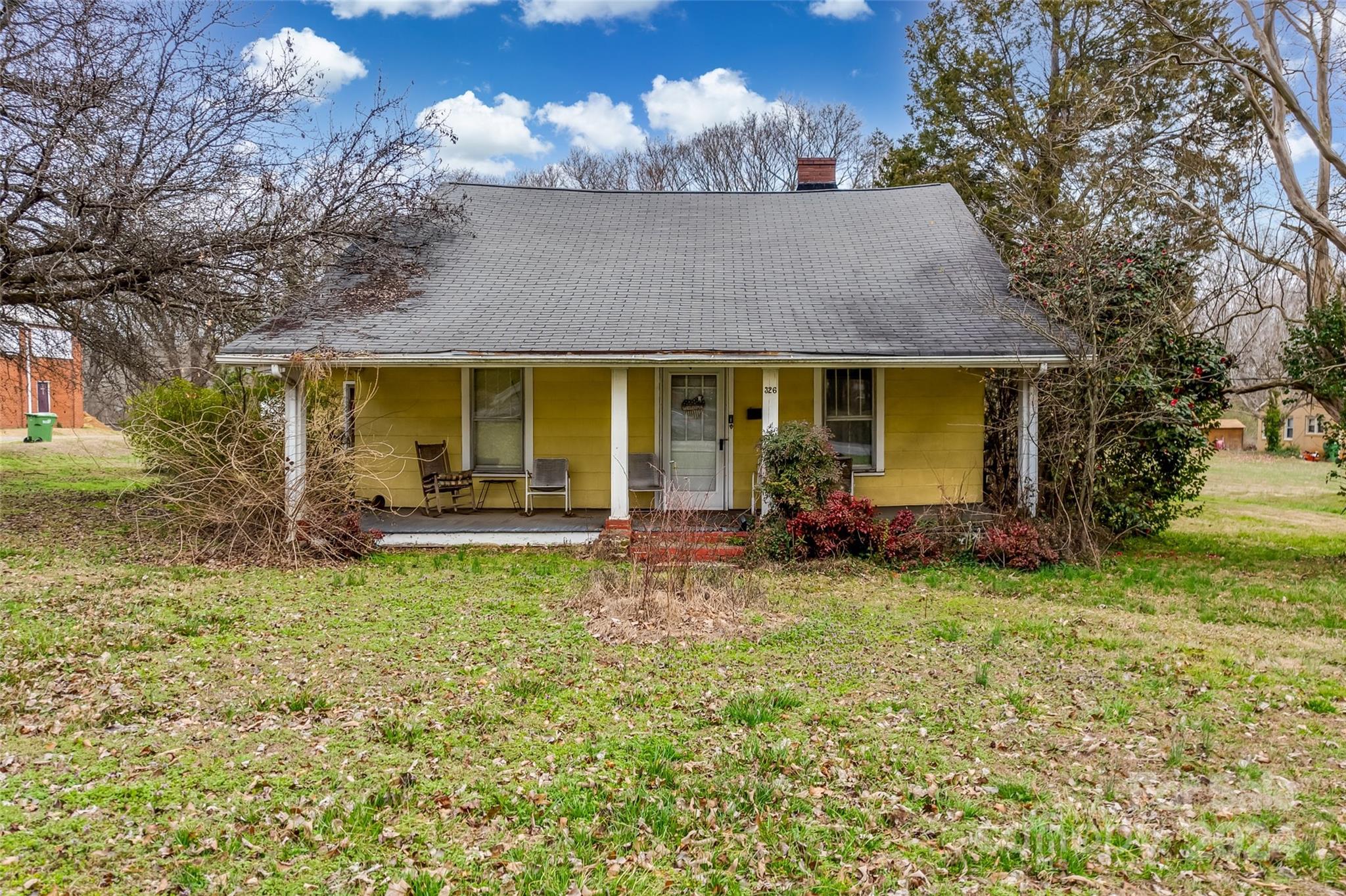 326 W Charlotte Avenue Mount Holly NC 28120
