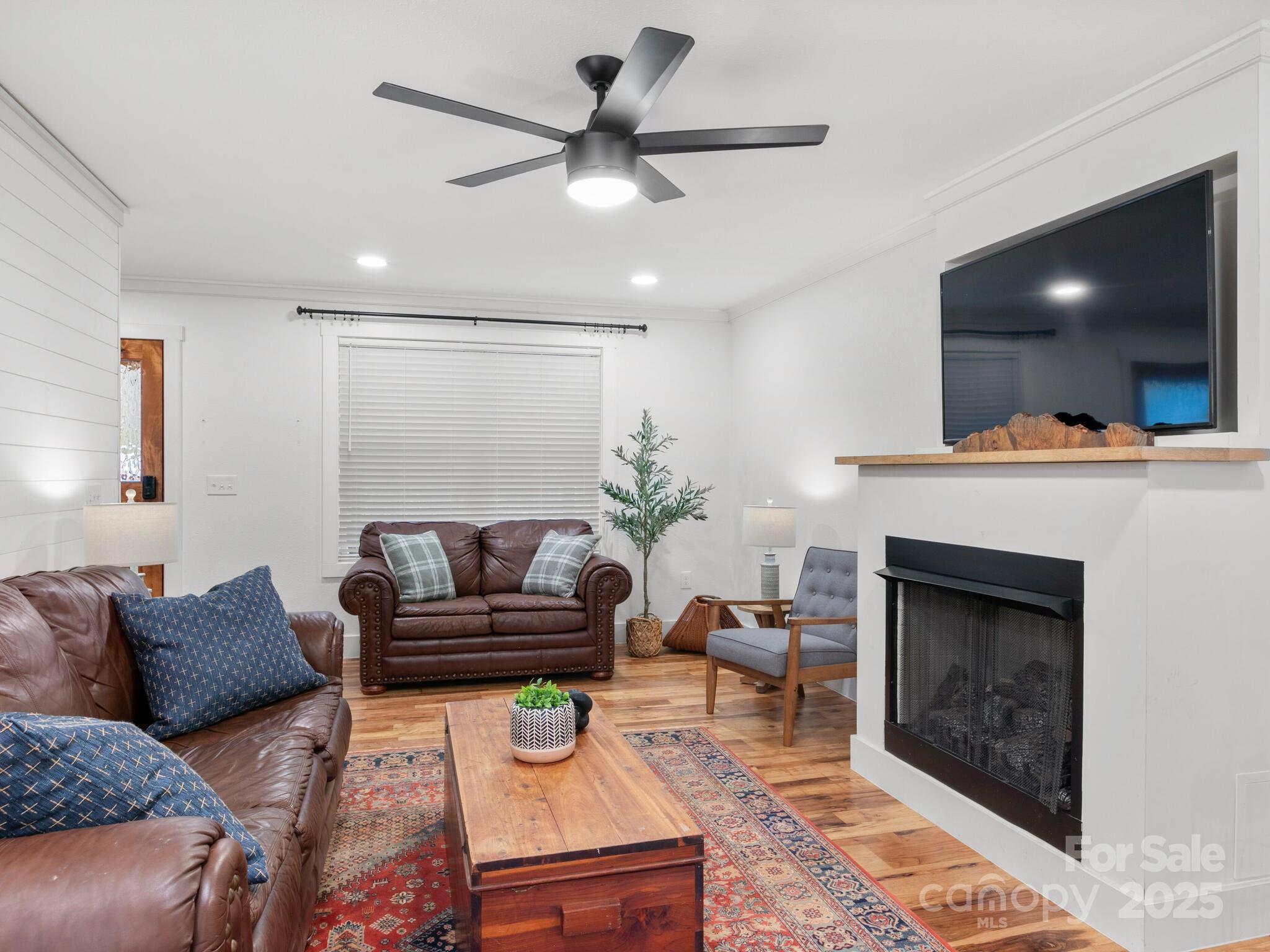 10 Bear Trail Fairview NC 28730