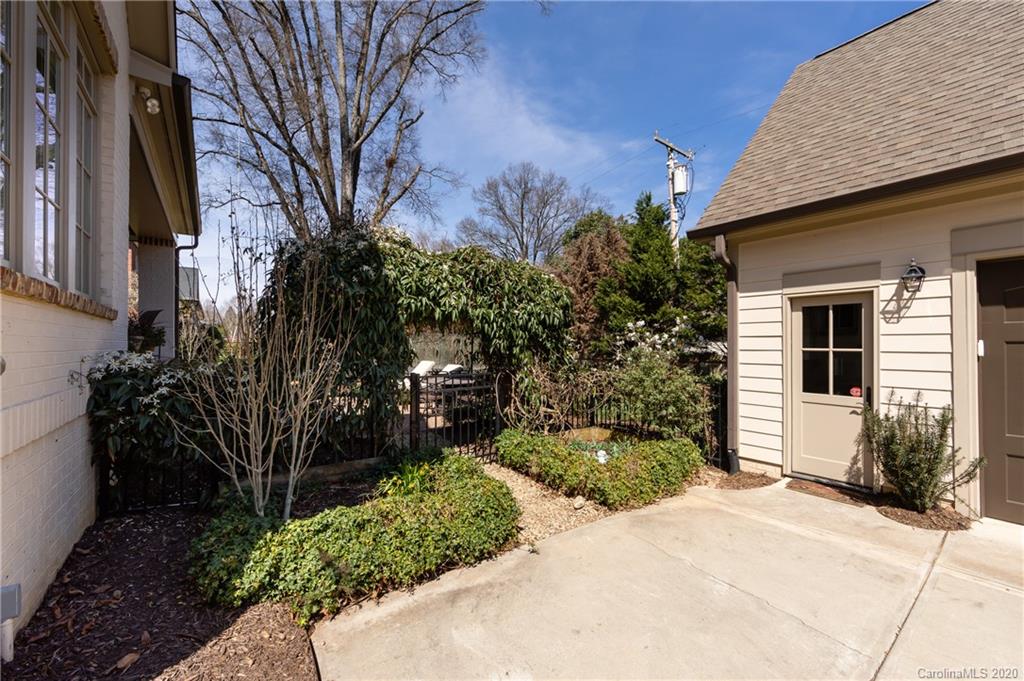 2519 Maybank Drive Charlotte NC 28211