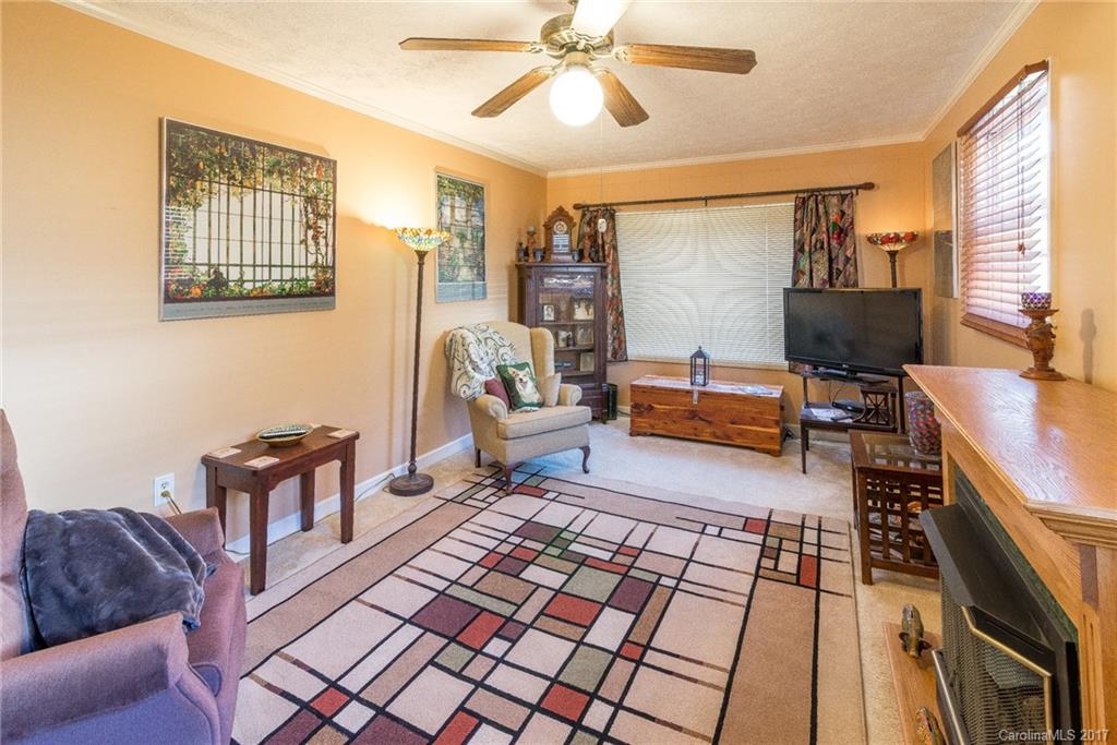 34 Sunset Drive Swannanoa NC 28778