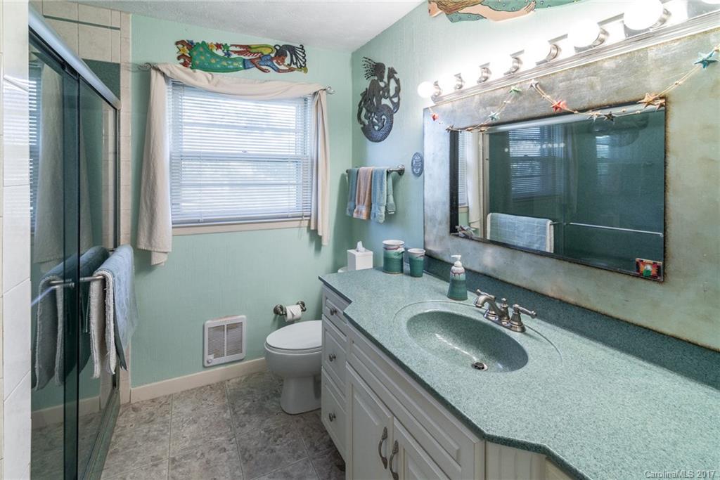34 Sunset Drive Swannanoa NC 28778