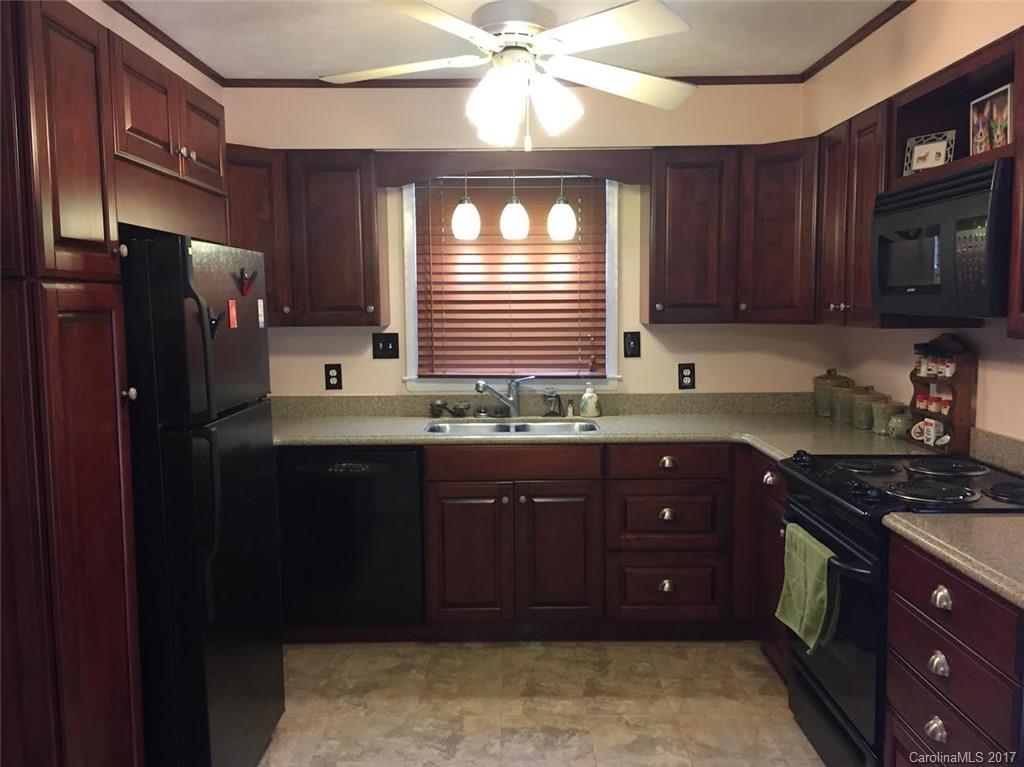 34 Sunset Drive Swannanoa NC 28778