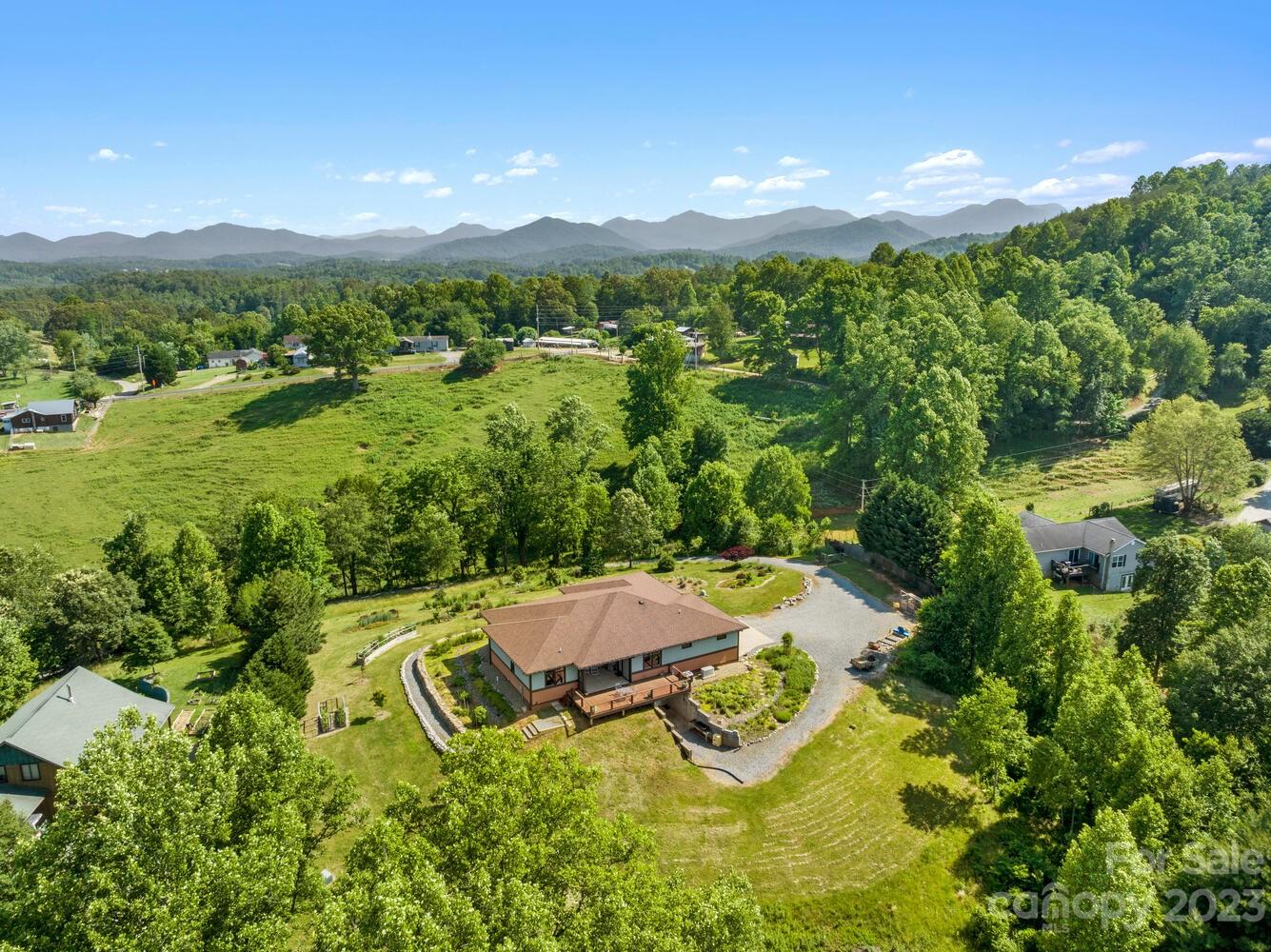 20 Piney Arbor Cove Marshall NC 28753