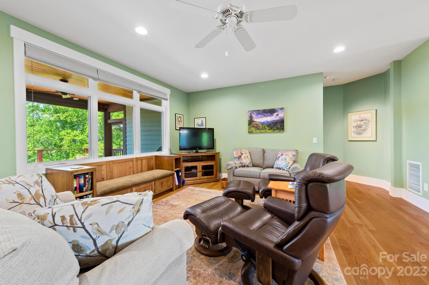 20 Piney Arbor Cove Marshall NC 28753