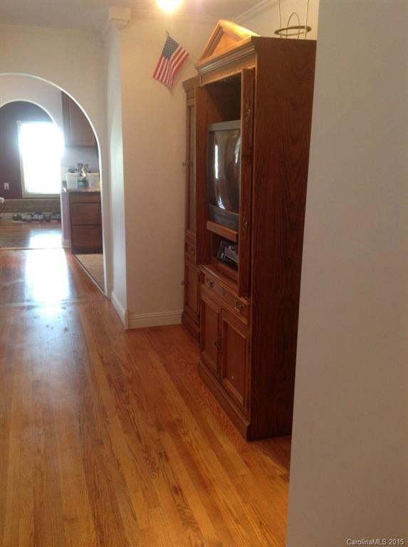 3700 Tipperary Place Charlotte NC 28215