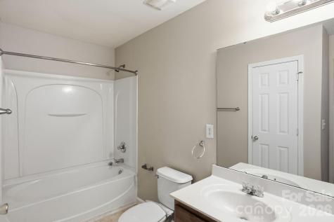 8928 Oransay Way Charlotte NC 28278
