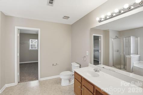 8928 Oransay Way Charlotte NC 28278