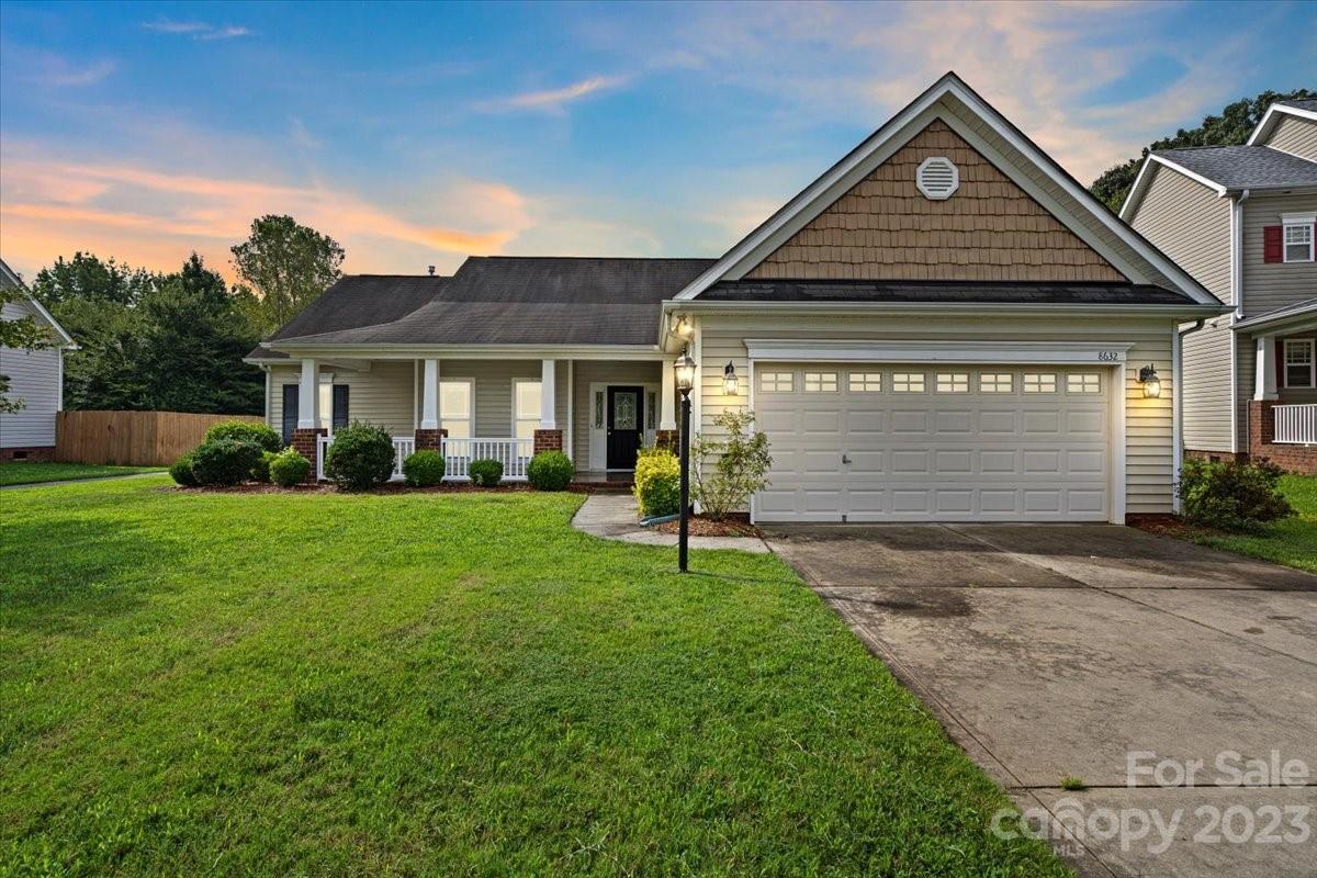 8632 Castle Cliff Drive Matthews NC 28105