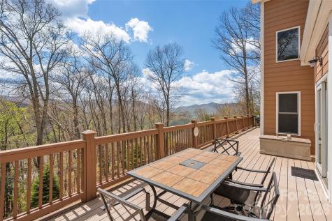 1033 Presidential Drive Waynesville NC 28786