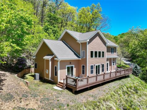 1033 Presidential Drive Waynesville NC 28786