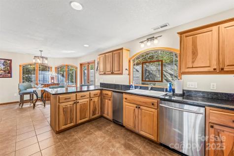 336 Berry Lane Bryson City NC 28713