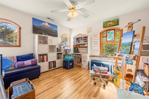 336 Berry Lane Bryson City NC 28713