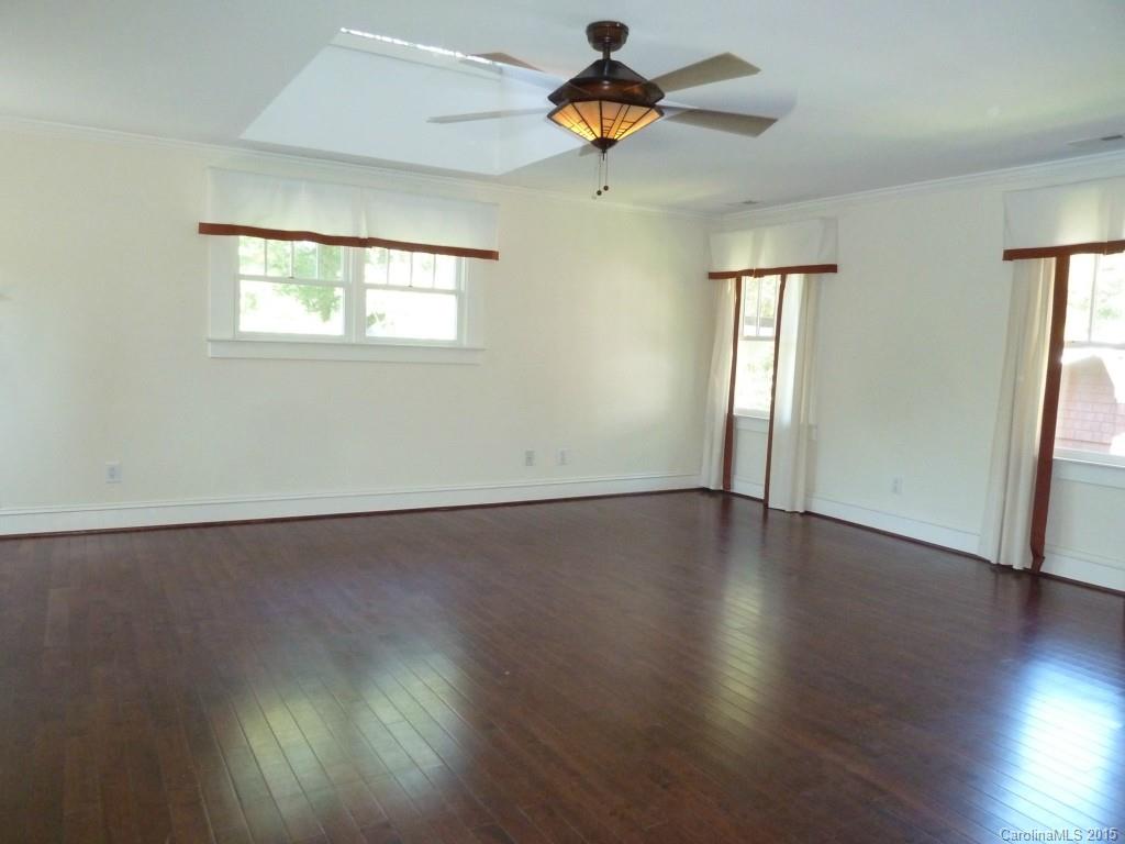 2022 Dartmouth Place Charlotte NC 28207
