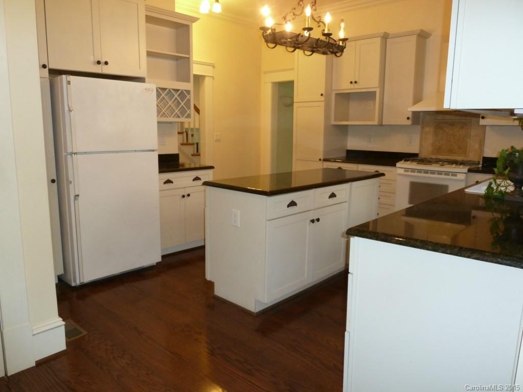 2022 Dartmouth Place Charlotte NC 28207